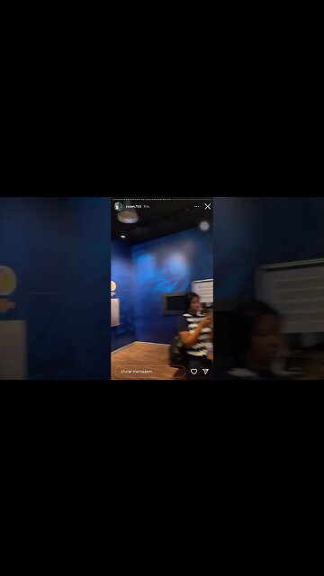 Raiam em Singapura na Cerveja Tiger | Raiam Santos