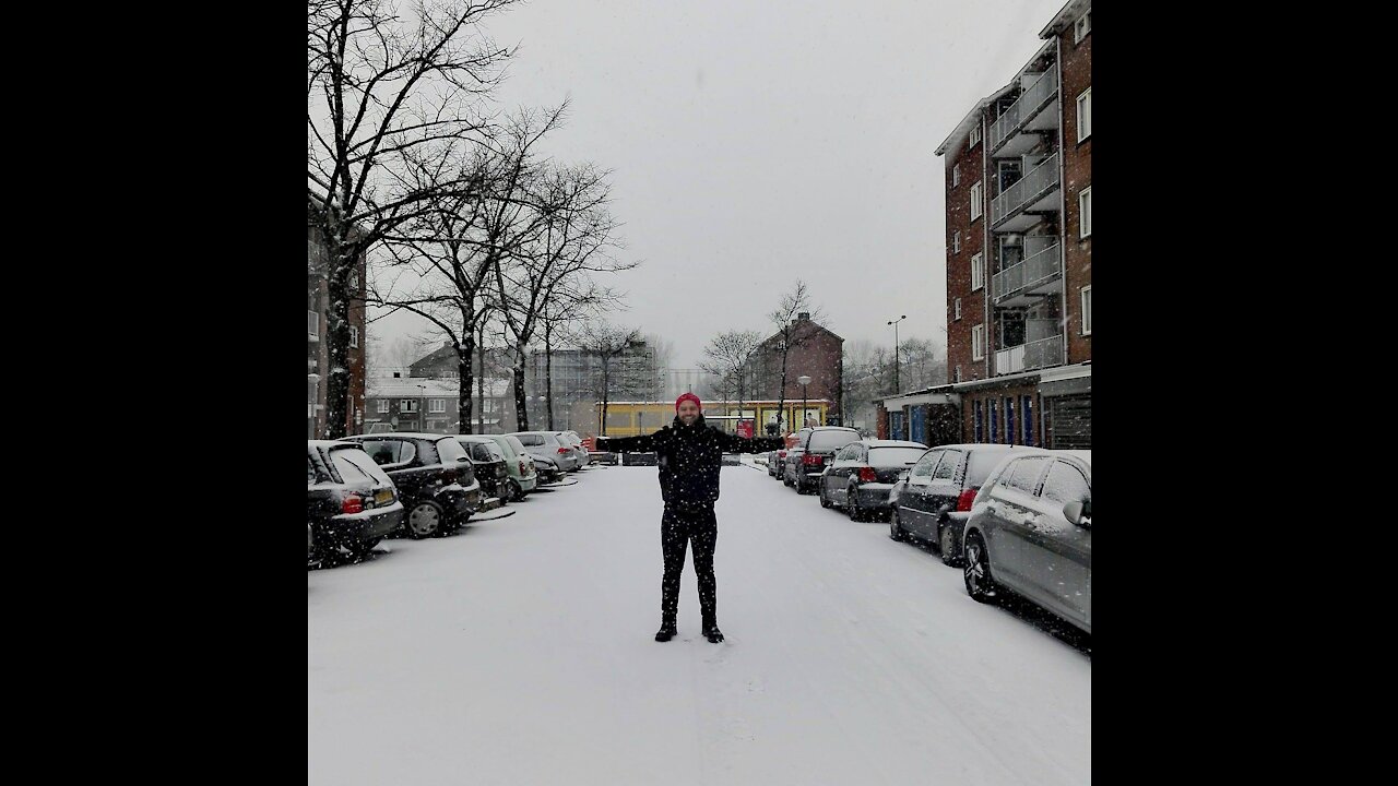 Amsterdam First Snow this Year