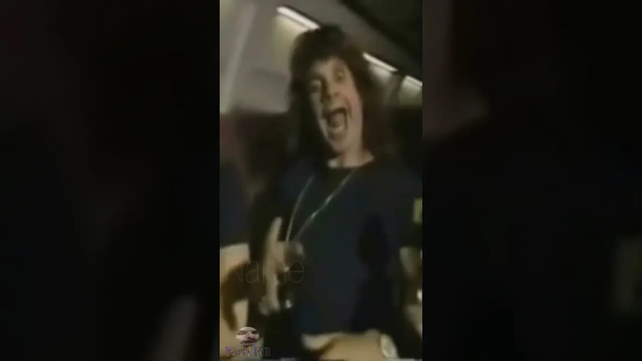 el DROSSY en un avión.