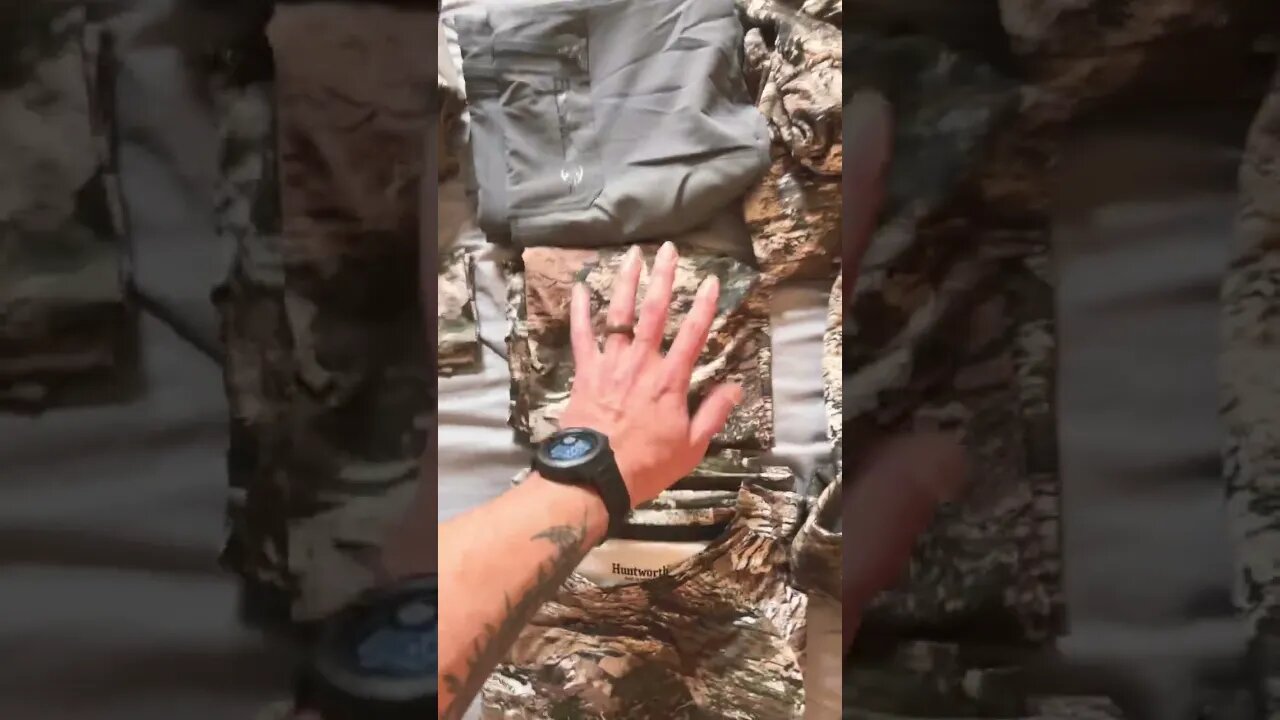 7 Day Mule Deer Hunt Clothing Lay out