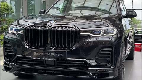 621 HP Sapphire Black BMW Alpina XB7 at Faba Autowelt. The World's best SUV? [4k 60p]