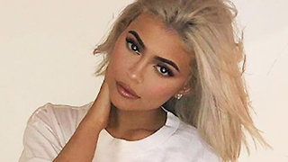 Kylie Jenner DEFENDS Travis Scott Amid Drama With Kanye West!