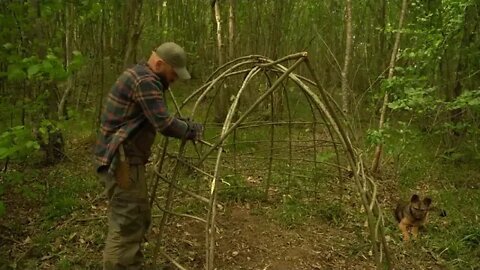 11 % Building a Survival Shelter in a Forest Camp food from natural herbs