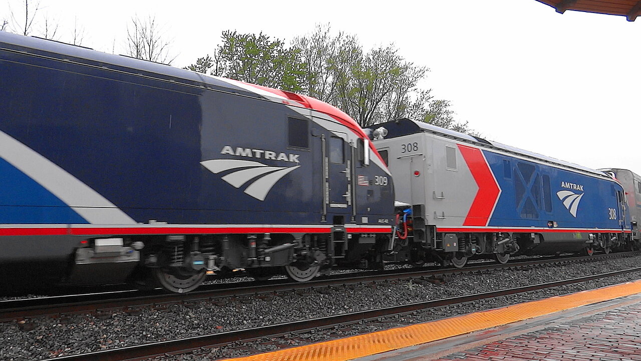 Brand New Siemens ALC-42 Locomotives in Amtrak Phase 6 and 7 Livery