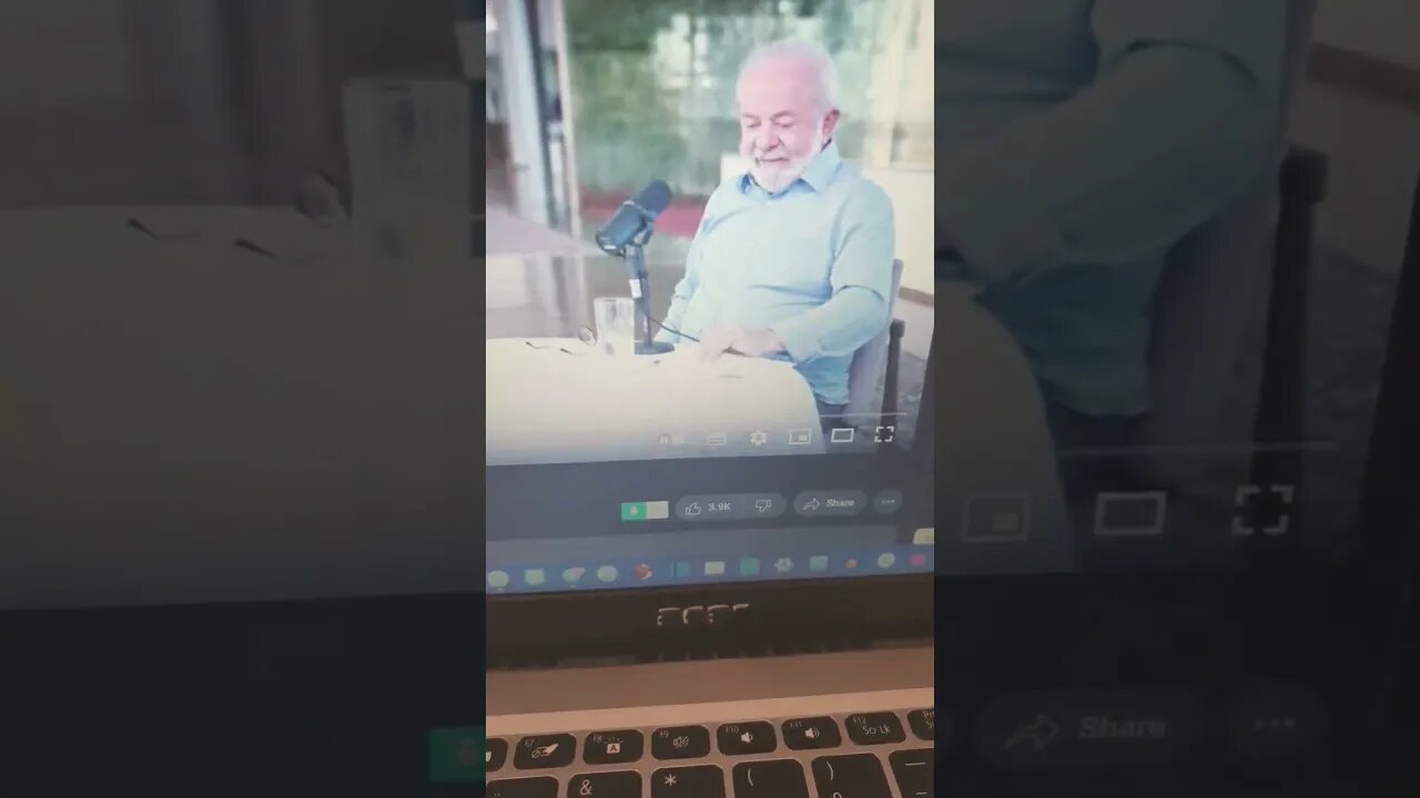 Live de hoje do Lula começou muda sem som ninguém testou Ntes ... que vergonha... não me surpreendi
