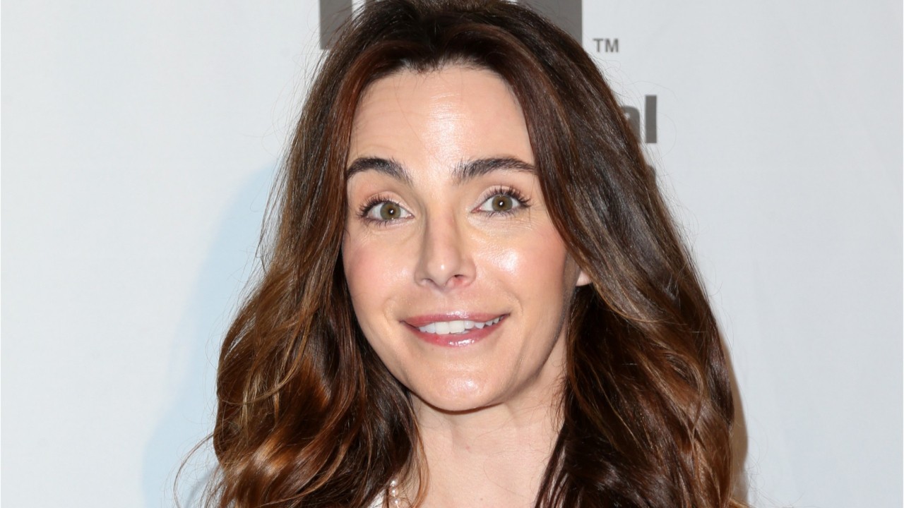 Actress Lisa Sheridan Dead At 44