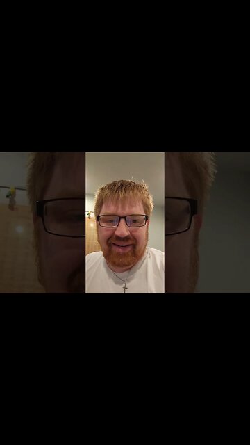 Lisa Falls in Love with Michael Cera in The Daughter also Rises #shorts