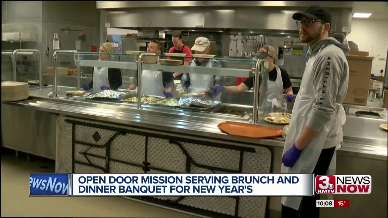 Open Door Mission hosts New Year's brunch and banquet