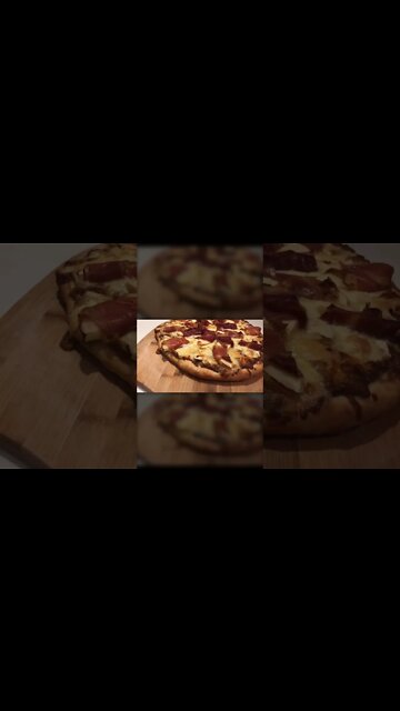 Prosciutto Apple Brie Pizza | WEIRD PIZZA