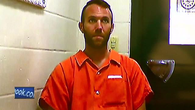 Green Bay teacher charged with child enticement and stalking