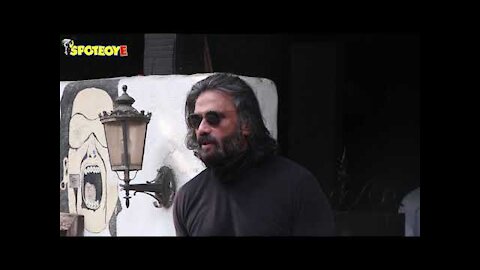 Suniel Shetty and Aditya Roy Kapur Spotted at Hakim's Aalim Hair Salon | SpotboyE