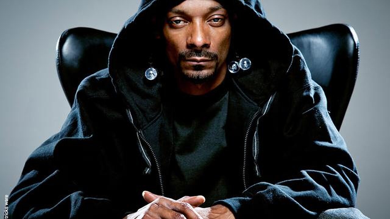 SNOOP DOGG ACCUSED OF "TRAFFICKING CHILDREN"