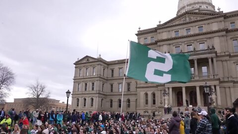 Hundreds gather at the capitol for sit in after Monday's mass shooting