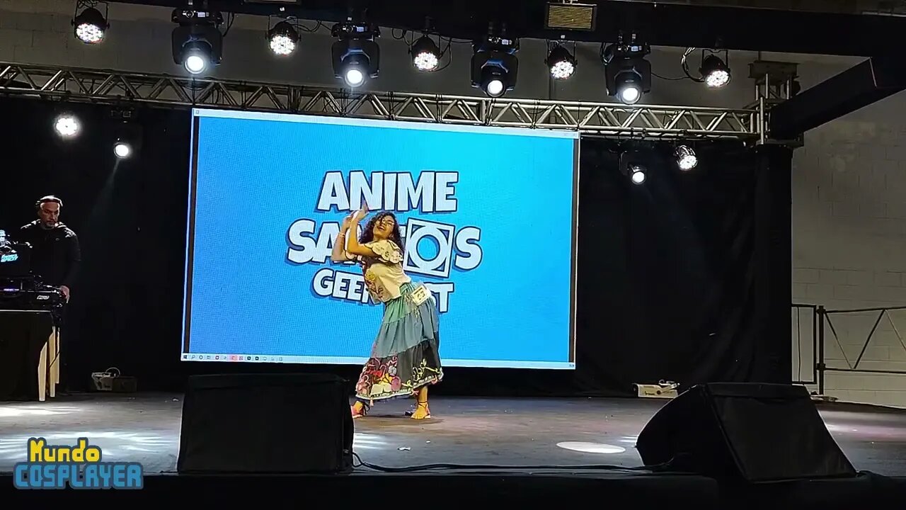 Apresentação Cosplay de Mirabel do filme Encanto no Anime Santos Geek Fest 2022!