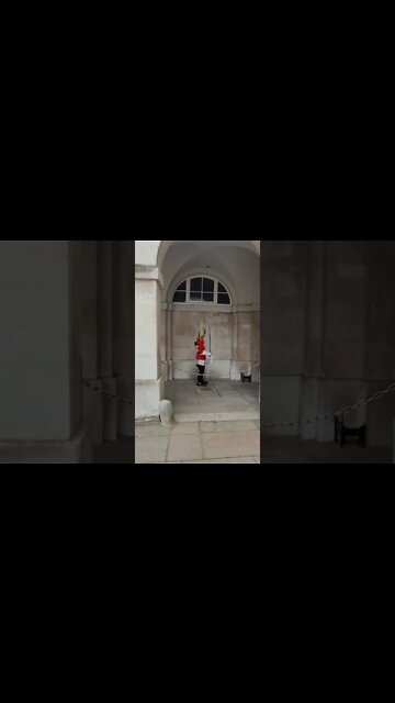 get back get out #horseguardsparade