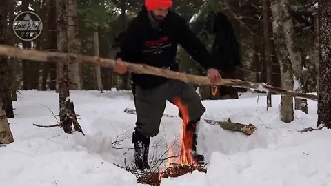 Camp in a hammock in winter 17