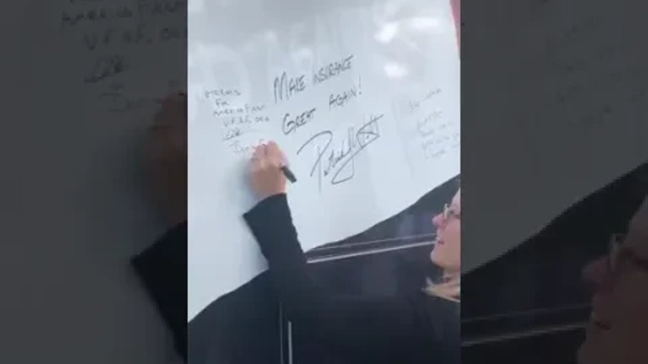 TEAM TRUMP - Bus Tour GA 5/22 VFAF'S Donna Fitzgerald invited to sign the bus by John Fredericks
