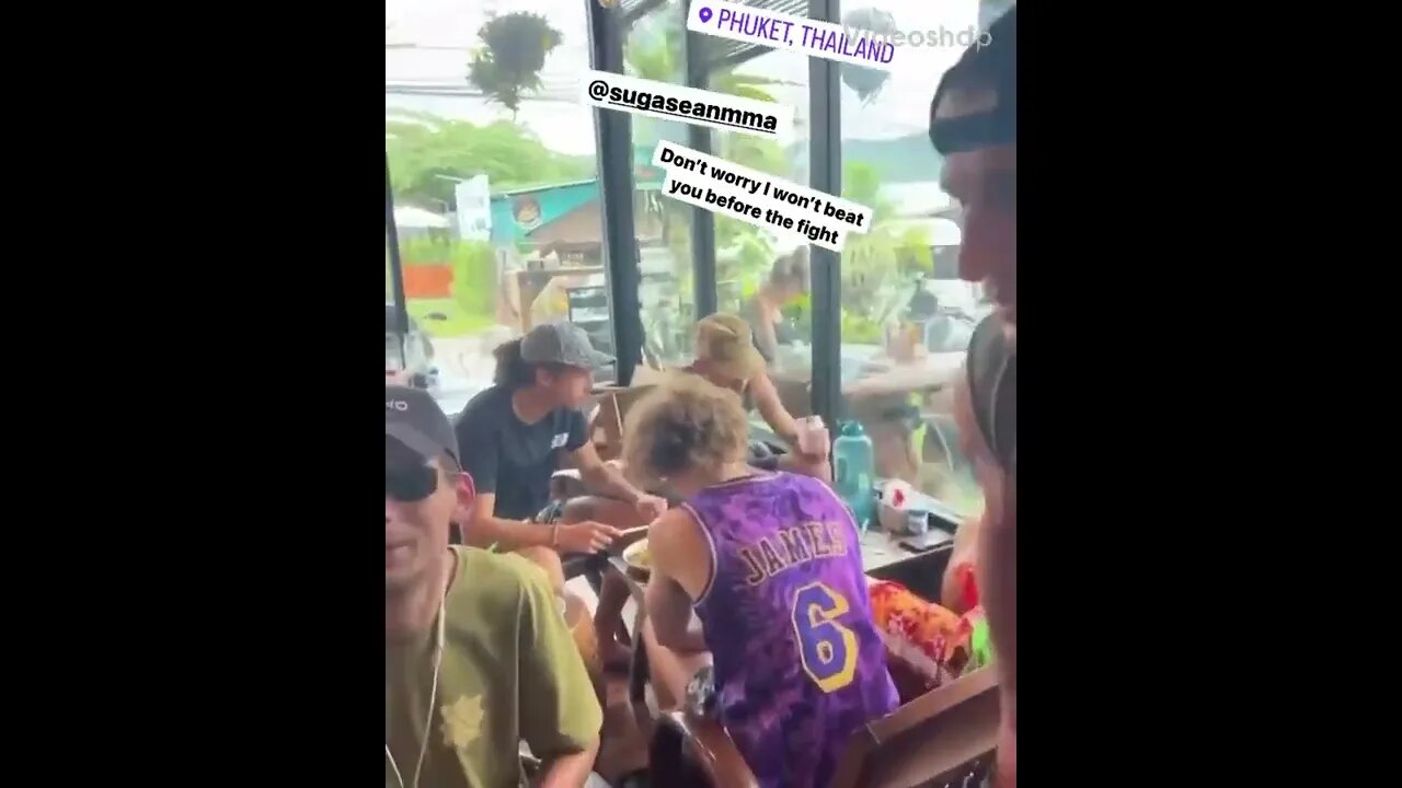 Petr Yan runs into Sean O’Malley