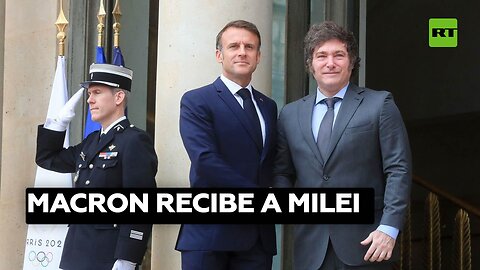 Macron recibe a Milei en el Palacio del Eliseo tras la polémica con los cánticos racistas