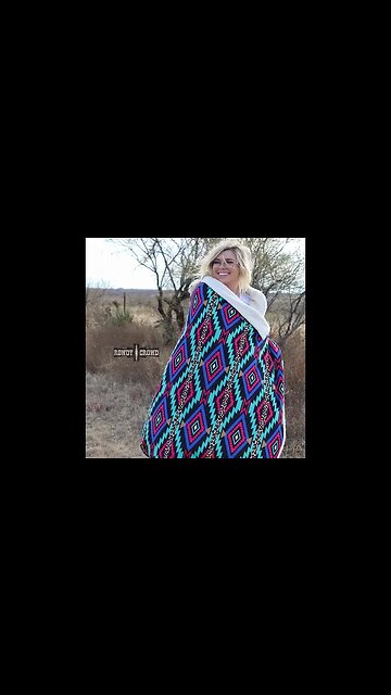 BAD AND BOUJE BLANKET