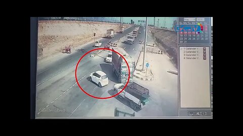Pampore road accident caught on CCTV camera