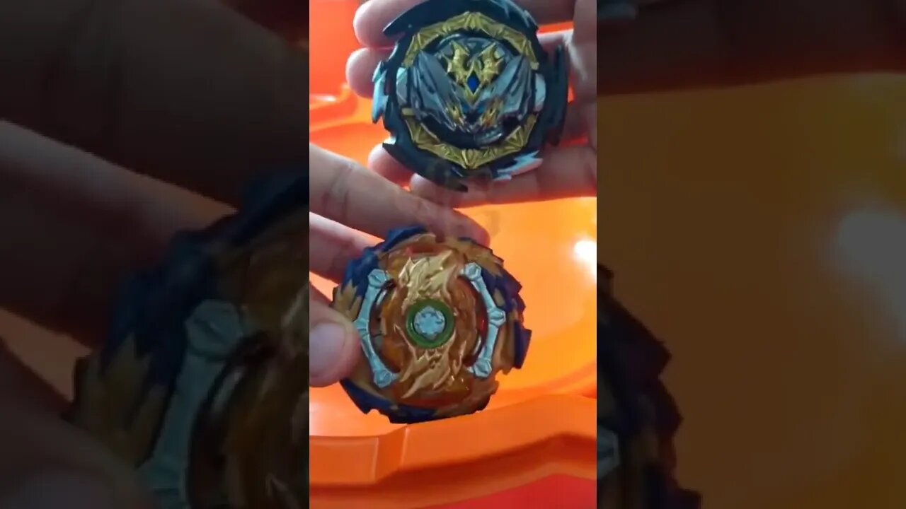 batalha de beyblade fafnir vs belial (esse bey não precisa de lançador 😱)