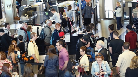 Snow could affect busy travel week at DIA