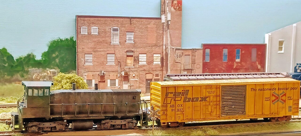 Custom Paint Job on Locomotive