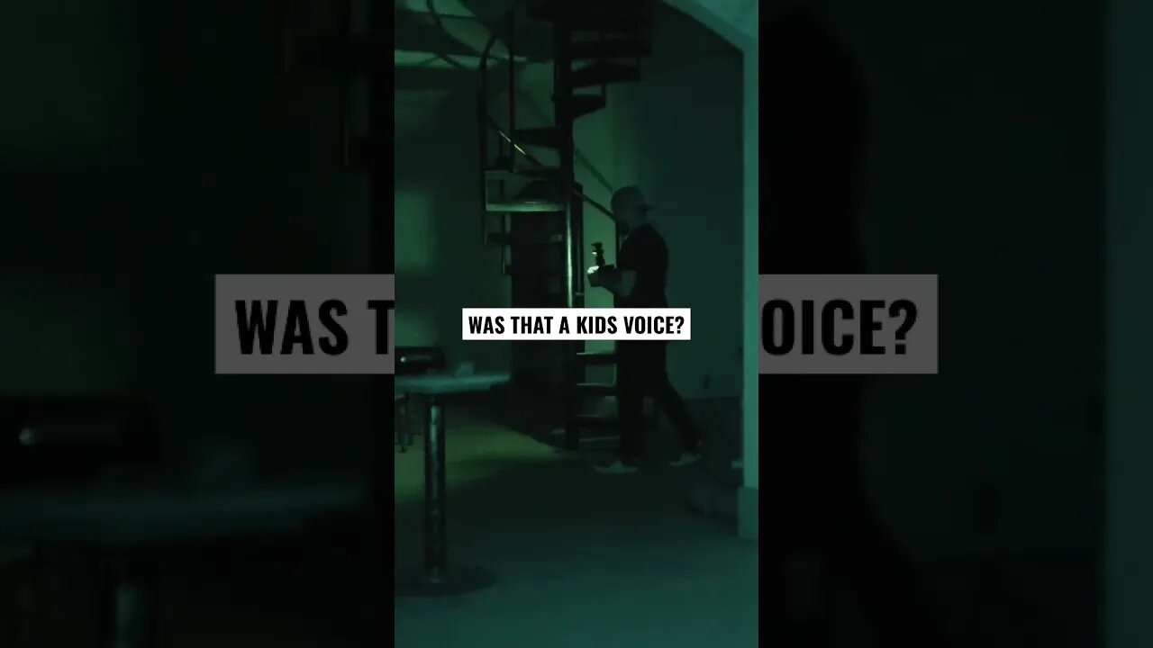 WAS THAT A KIDS VOICE?! 😳 #ghosts #paranormal #haunted #creepy #scary #ghosthunter