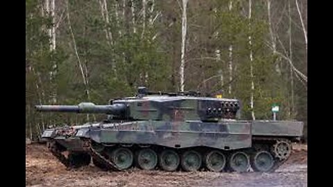 Un tanque de la OTAN/Ucrania en llamas en Staromayorsky