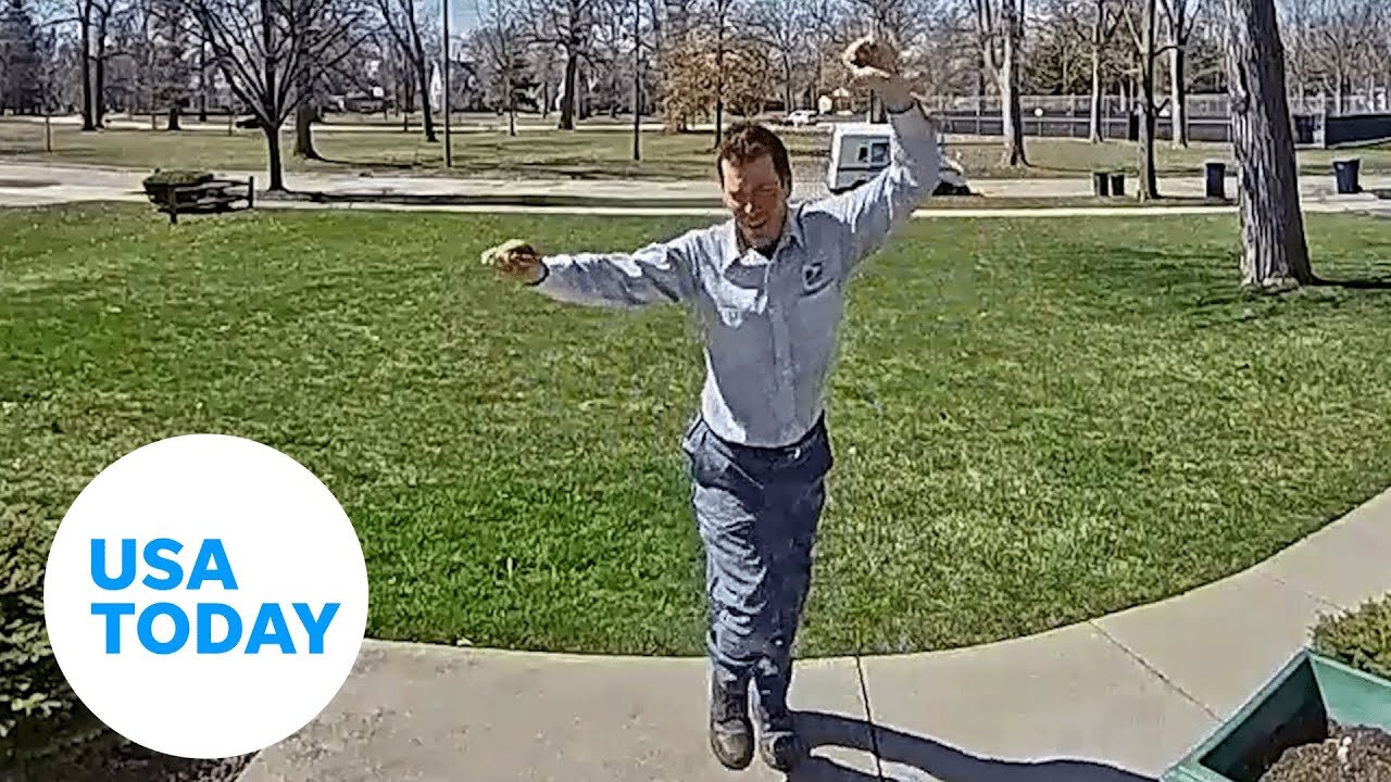 Mailman doesn't miss the opportunity to boogie on camera | USA TODAY