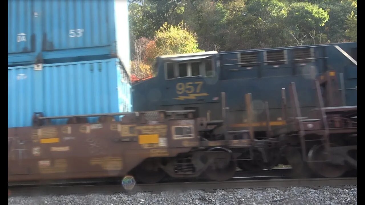 An Intermodal ,meet 1st eb 2 wb.