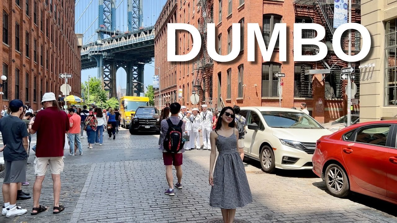 NEW YORK CITY Walking Tour - DUMBO