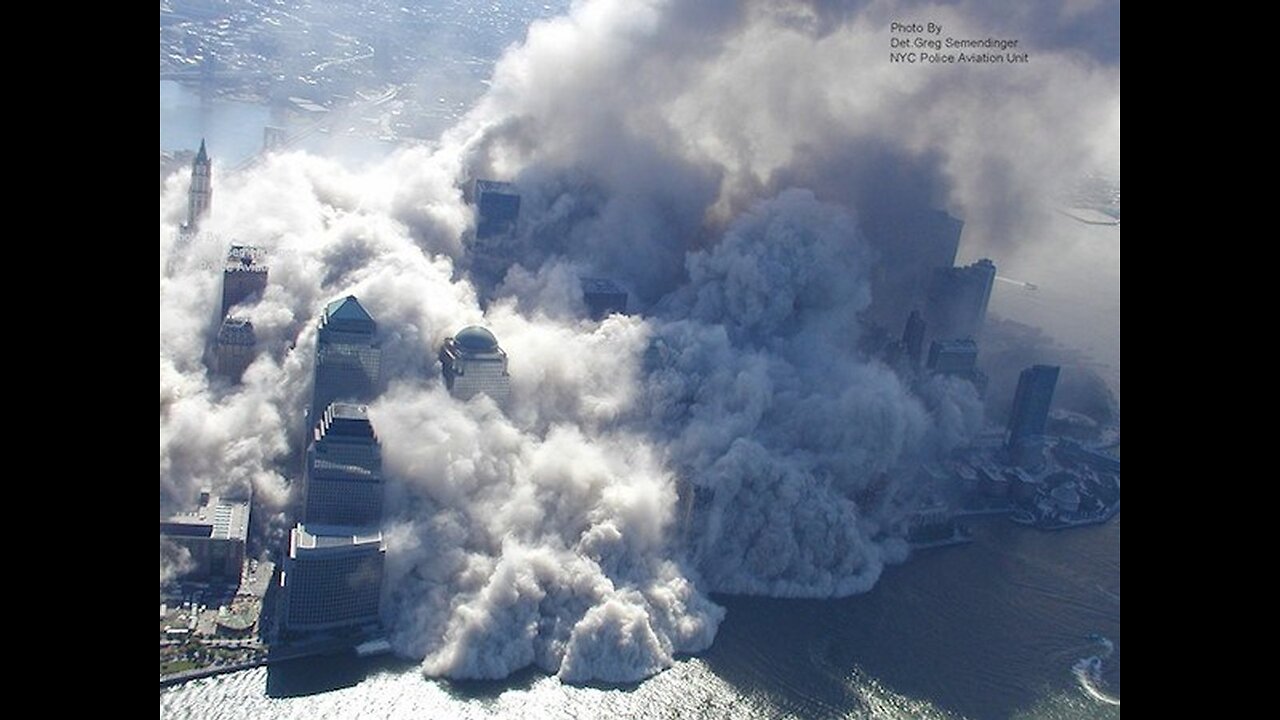 ⚡️🇺🇸 The NYC firefighters responding to the Ground Zero of the WTC can be heard,