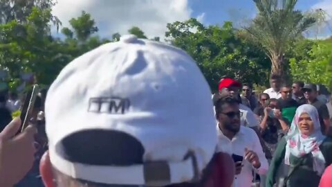 🇲🇻 MaldivesProtest demanding Sri Lankan President Gotabaya Rajapaksa be deported.