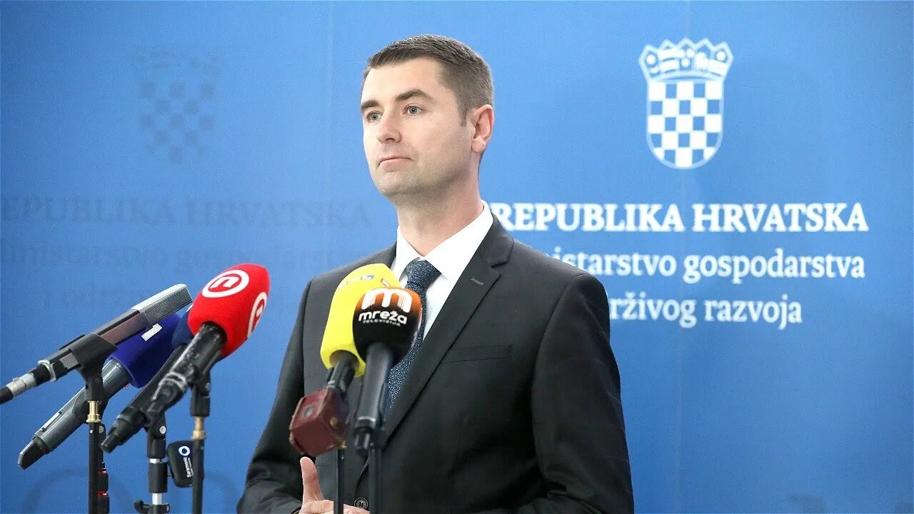 Filipović: "Benzin pojeftinjuje, dizel poskupljuje. Cijene iste na autocestama i izvan njih"