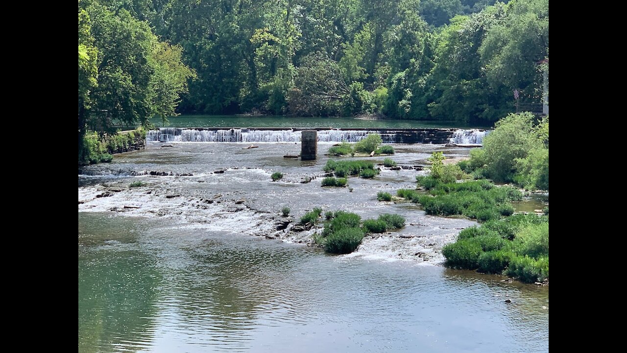 The Falls Pineville MO