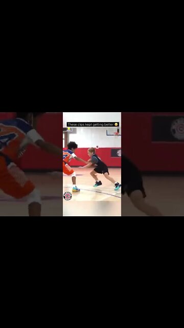 The best young basketball player in the world 🔥 via @marqueehoops