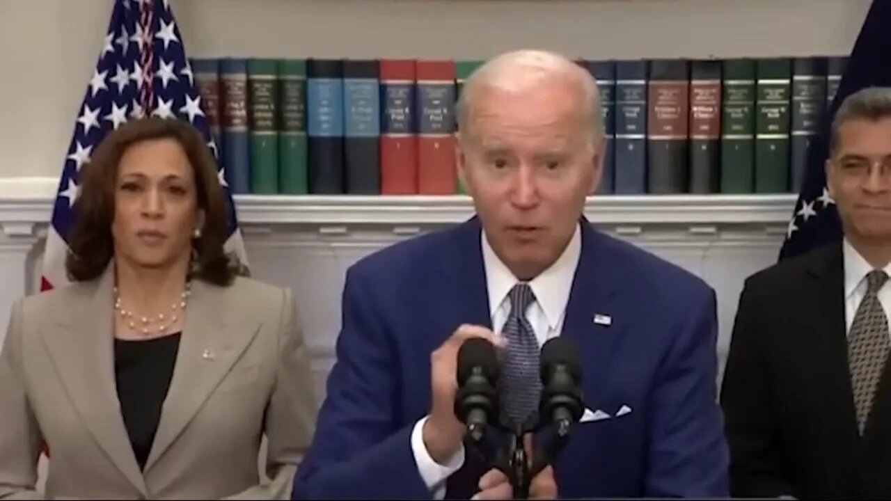 Repeat the line’ Biden mocked for reading teleprompter instruction during live broadcast