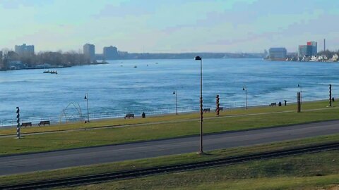 20 Minutes of Waking Up To A New Day On The St Clair River | Soft Piano