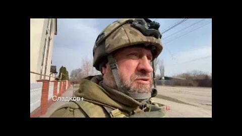 Russian & Chechen, DPR & LPR Forces Are Stoming Mariupol With The Help Of Tanks & Armored Vehicles!