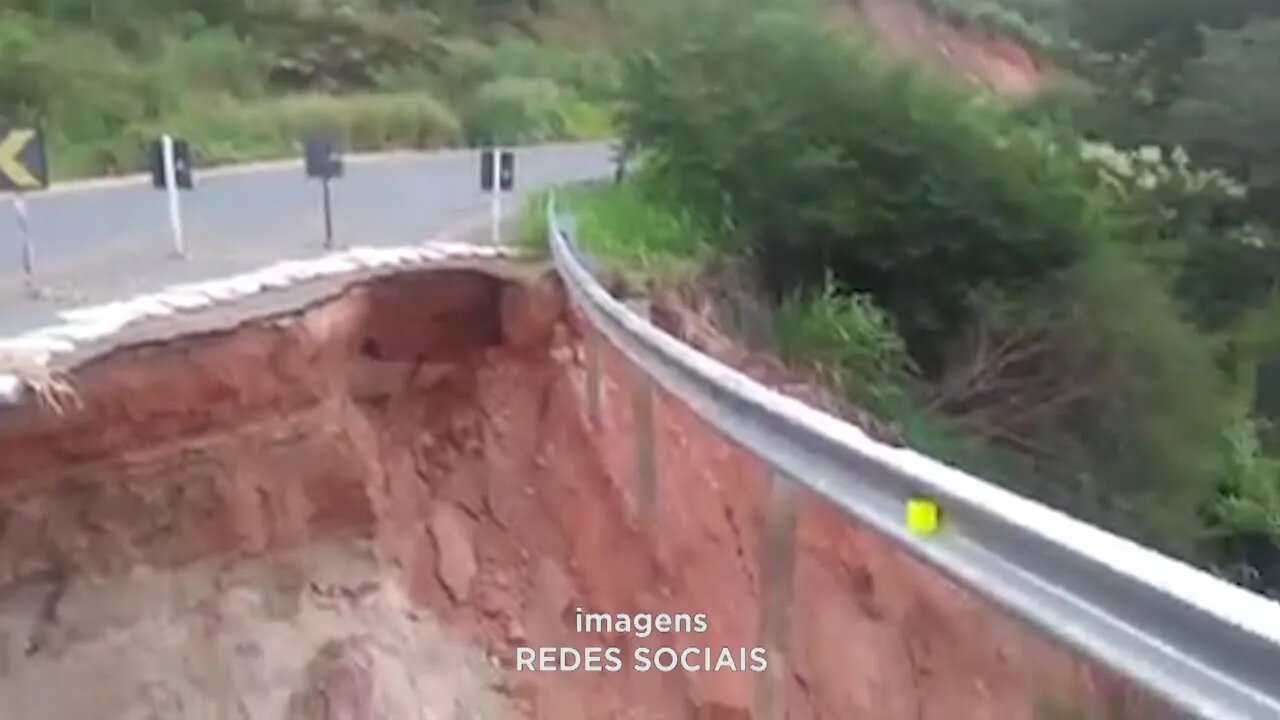 Nordeste Mineiro: vídeos nas redes mostram danos na BR-367 sentido Virgem da Lapa e Diamantina