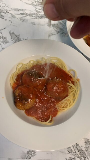 Server says “Say when…”