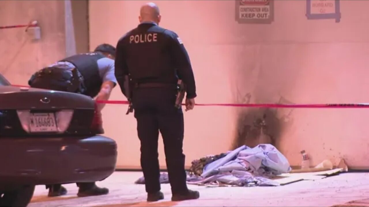 CHICAGO | 75 y/o homeless man critically injured, set on fire while sleeping under Trump Tower