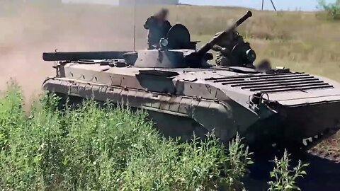 Training of soldiers of the Bashkir motorized rifle battalion