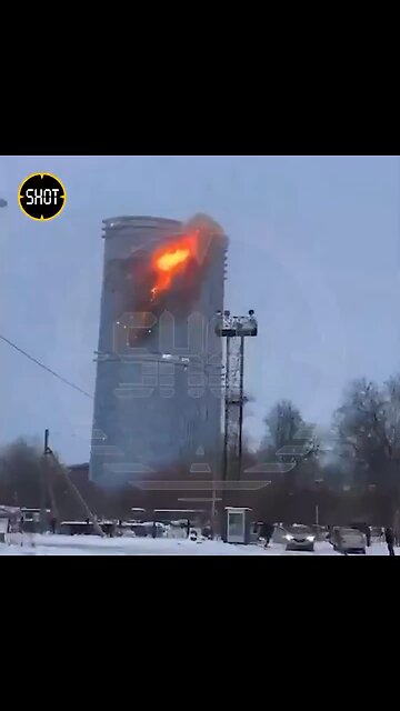 🚨 🇷🇺🇺🇦 Ukrainian Drone Hits Building in Kazan, Russia