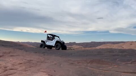 MOAB Canyonlands Hell’s Revenge UTV guided tour