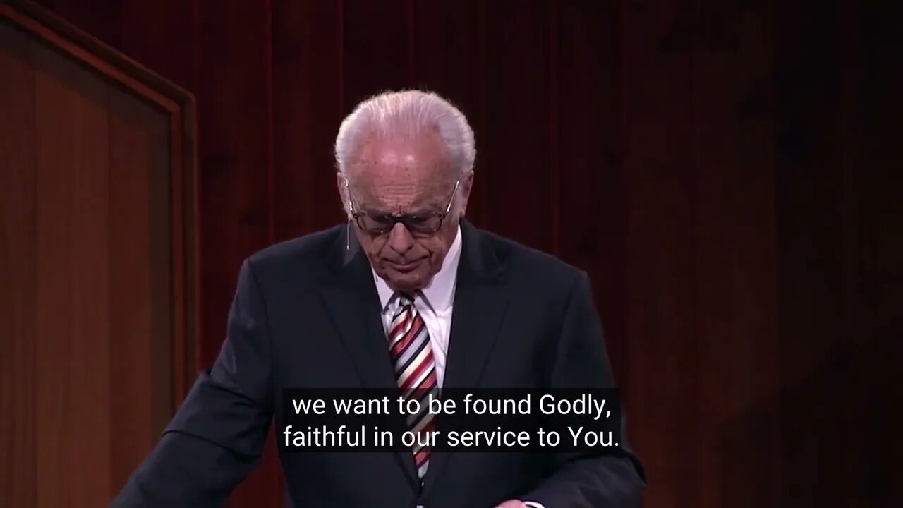 Prayer: Thank God for His Grace - John MacArthur Christian Response Forum