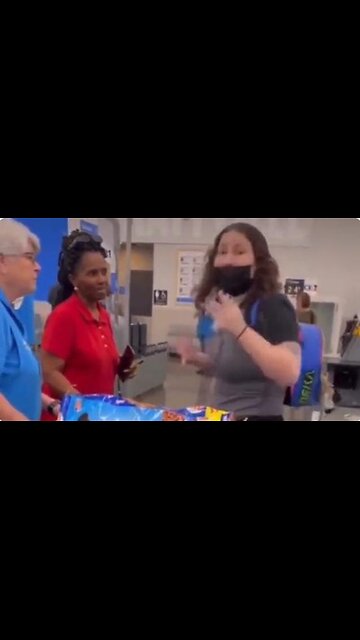 WALMART MELTDOWN !! WHAT WE HAVE HERE IS HYPOXIA FROM WEARING A MASK COMBINED WITH THE 💉