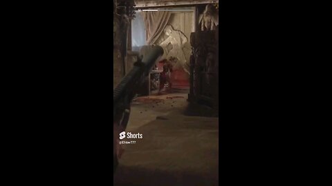 The Last of Us 2 Remastered, No Return, Super stalker lit up by SMG.